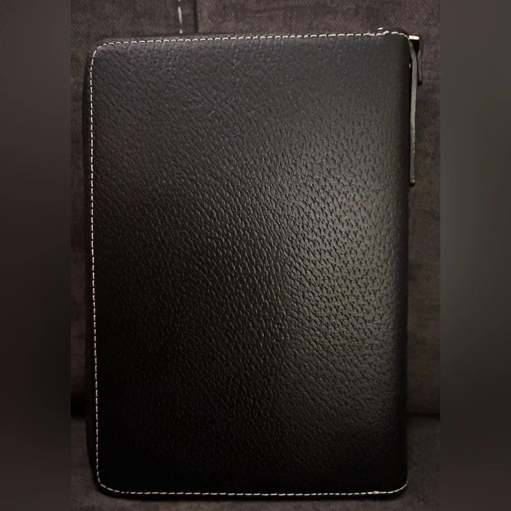 Kate Spade planner-Gold Hardware-Pink lining Black Pebbled Leather Zip Wellesley
